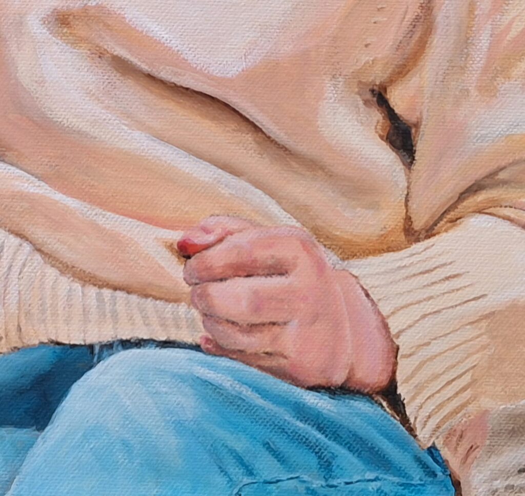 L & L - Details of the oldest brother's hands